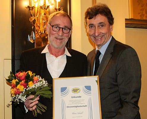 Thomas Schendel (hier mit dem Präsidenten Dirk Streich)